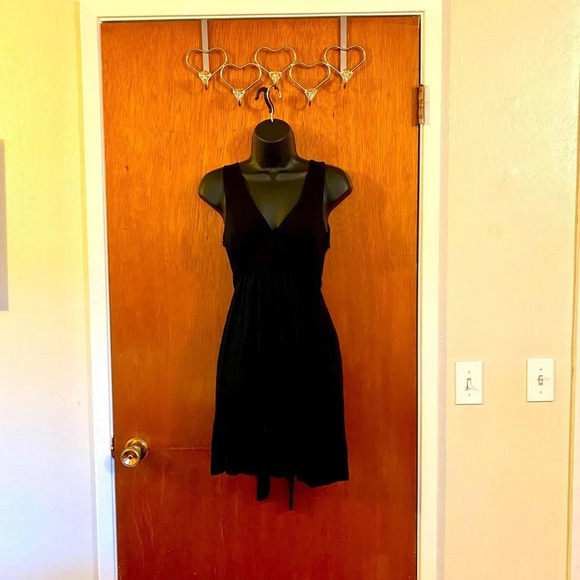 Forever 21 Black Sleeveless V-Neck Mini Dress Small Adjustable Waist Boho Style - Picture 9 of 15